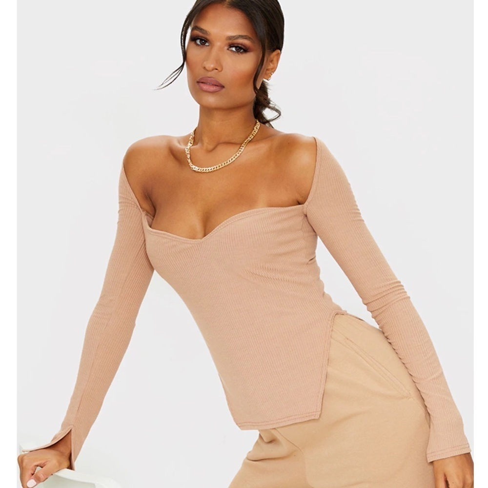 Nude Beige Ribbed Sweetheart Neck Split Hem Top